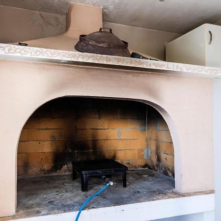 Beautiful Apartment In Split With Kitchen エクステリア 写真